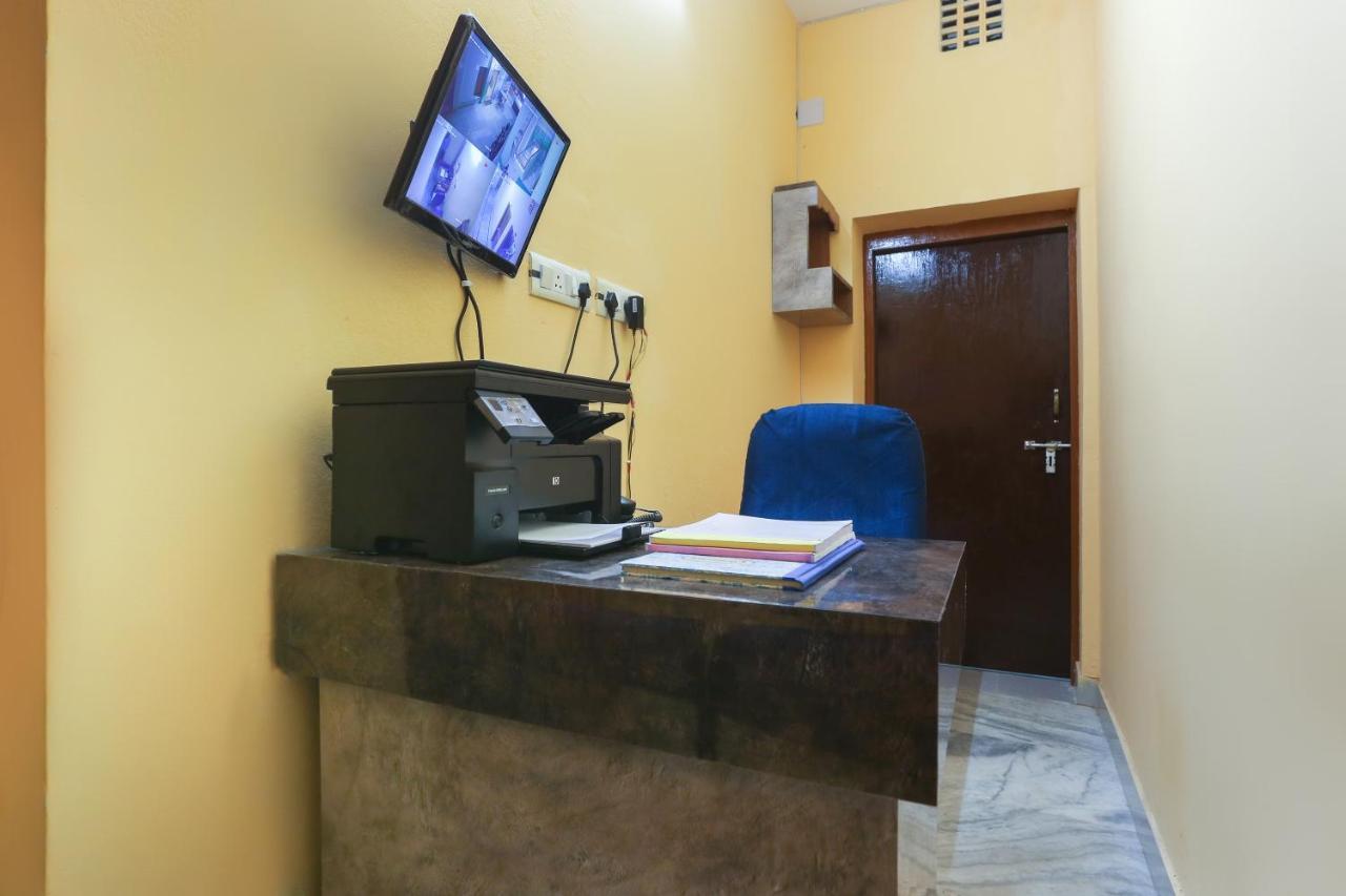 Vaccinated Staff- Oyo 45958 New Castle Inn Bhubaneswar Luaran gambar